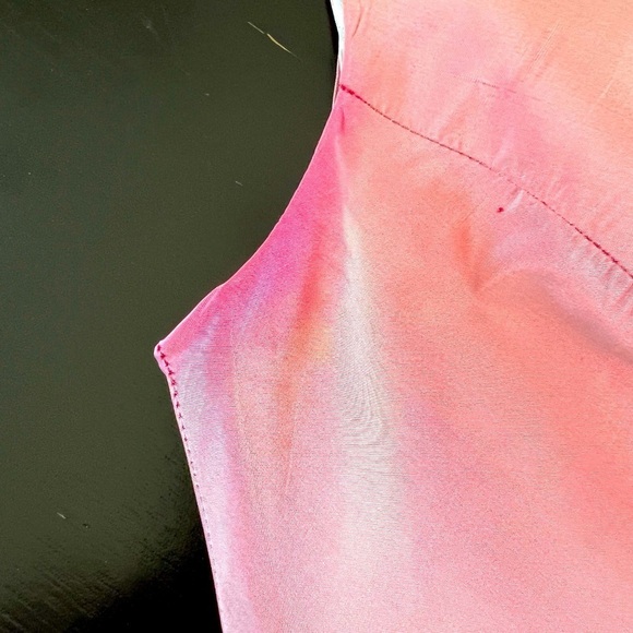 100% Silk V Neck V Back Fully Lined Top - Picture 4 of 5